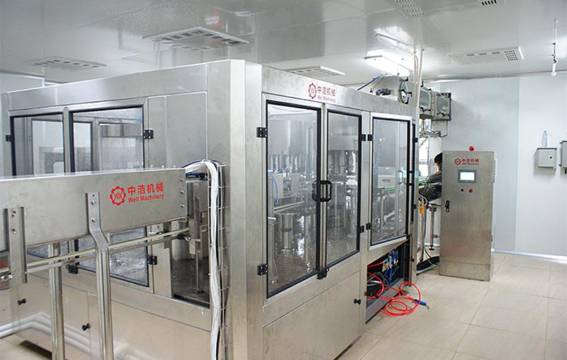 全自動(dòng)水灌裝機(jī)
